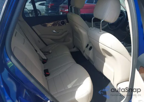 2017 Mercedes-Benz Glc 300 из США, поврежденный, VIN WDC0G4JB1HV011374